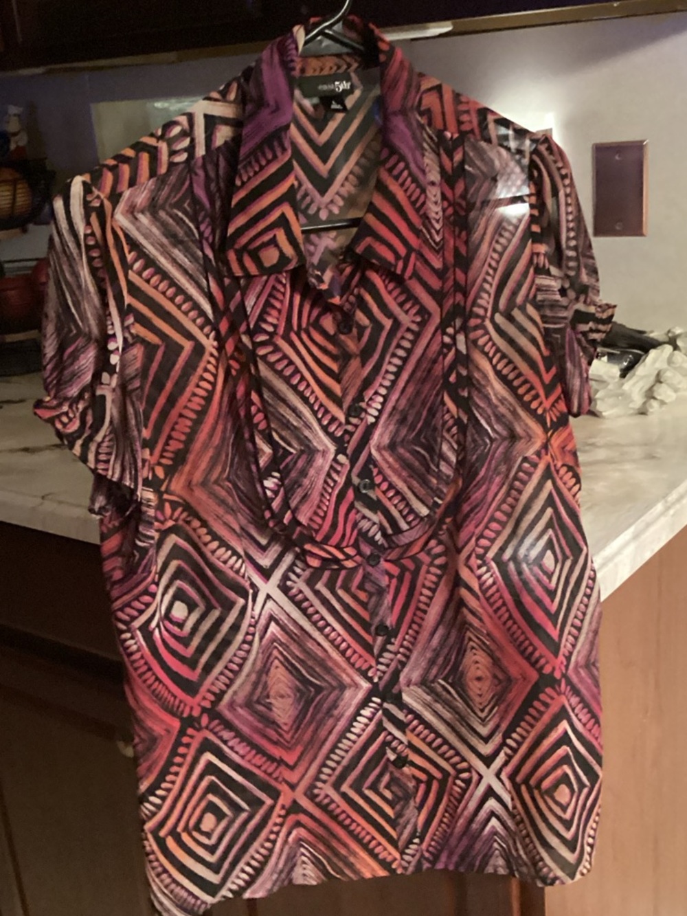 Geometric Print Short-Sleeve Blouse - Pink & Orange